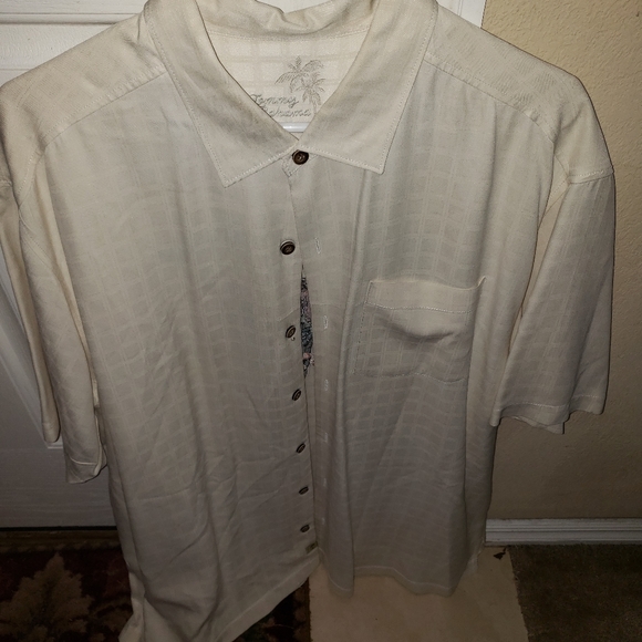 Men's Shirt - Picture 4 of 4